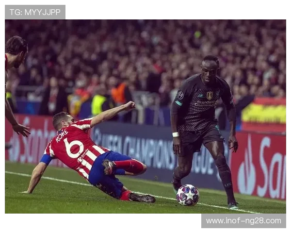 多特蒙德与巴黎圣日耳曼首回合激战回顾与精彩瞬间分析